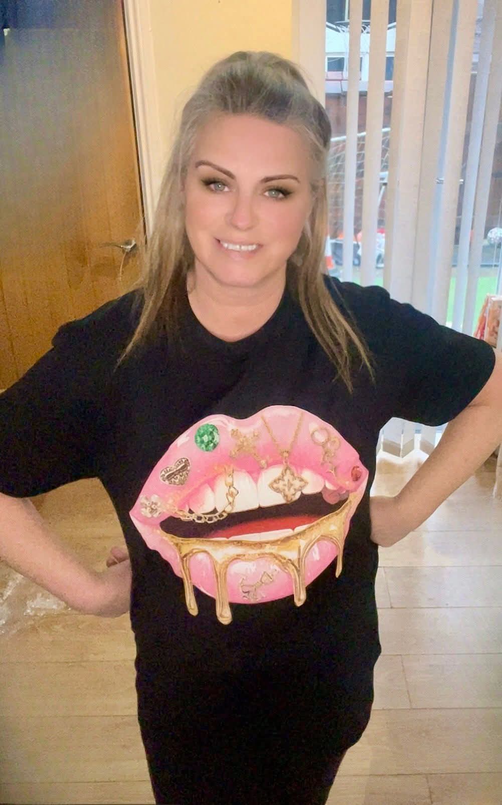 Lips Tee